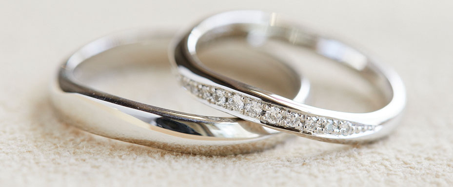 直接仕入・自社製作による安心価格