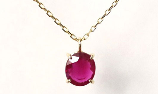 ルビーのペンダントネックレスジュエリーリフォーム