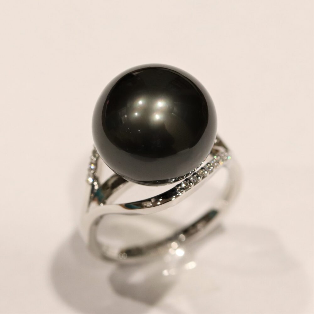 広島市安佐南区M様　プラチナ黒蝶パールリングオーダーメイド