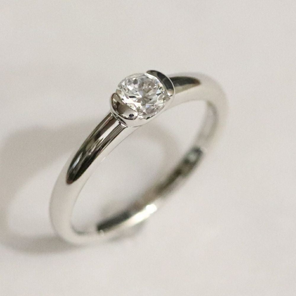 婚約指輪ジュエリーリフォームｒｆｑ4281ｃｔ030ｐｔ斜め