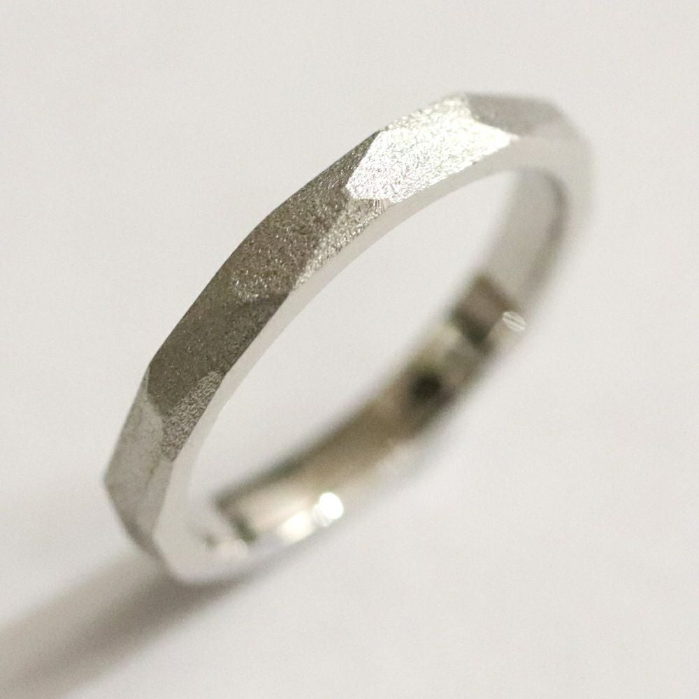 結婚指輪ストレートラインｍｒｓ059k18ｍｒｓ058ｐｔメンズ斜め